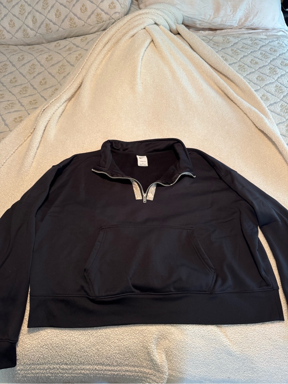 Nike Women’s Quarter Zip Sweatshirt